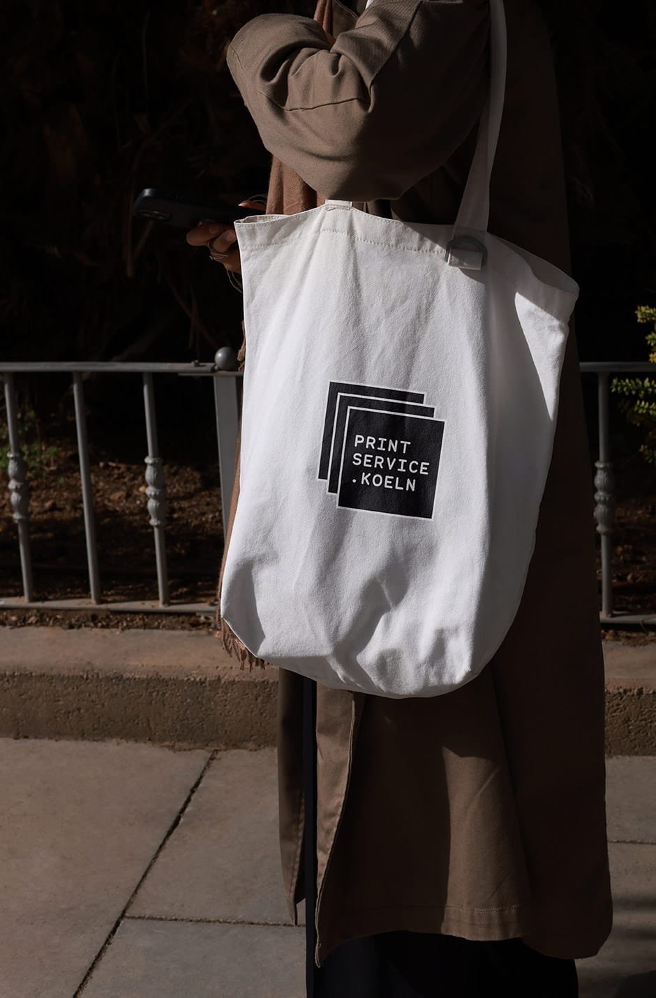 Brand campaign for mid-market