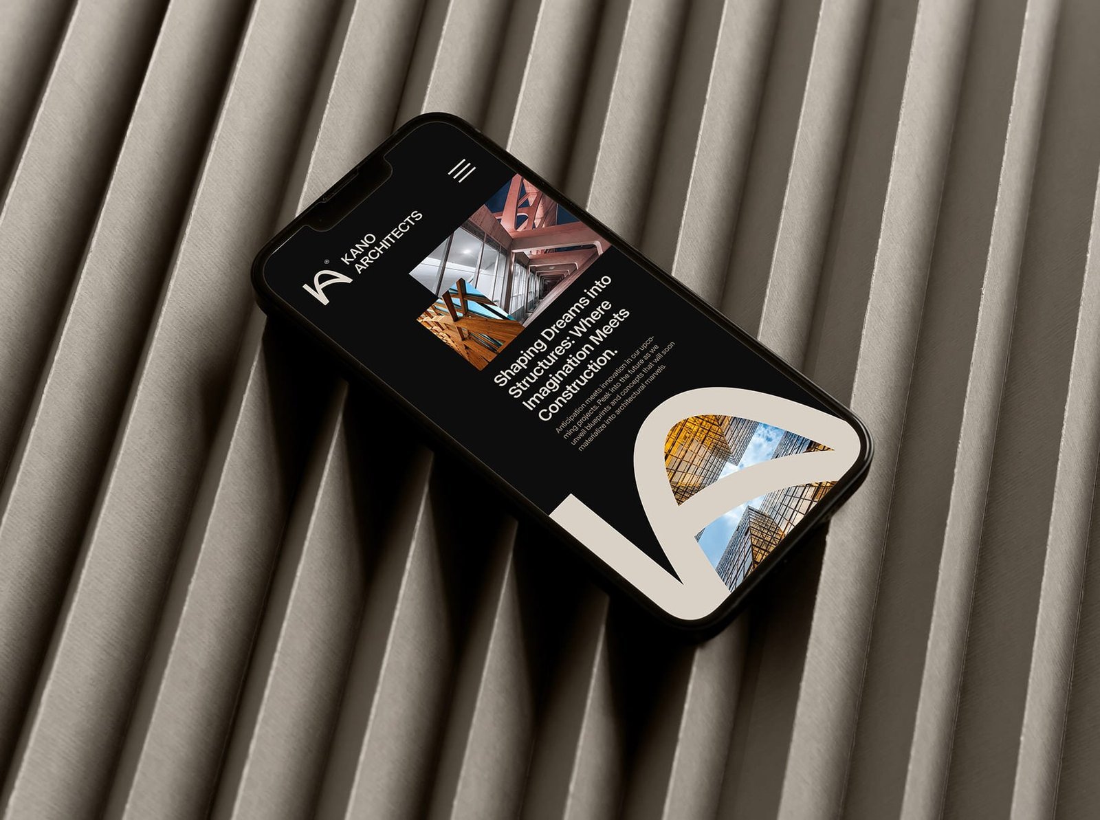 Responsive web design across mobile and desktop on a flexible grid